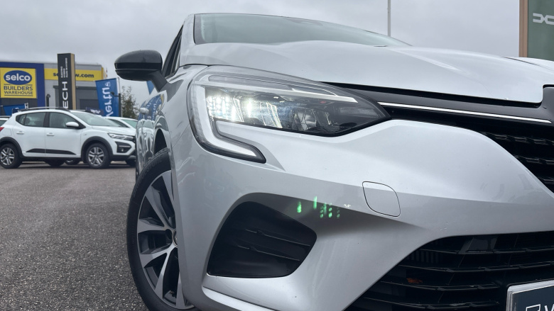 Renault Clio 1.0 TCe 90 Evolution 5dr Petrol Hatchback